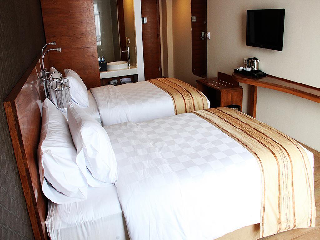 ฮาริสตัน โฮเต็ล แอนด์ สวีท Hotel จาการ์ตา ห้อง รูปภาพ
