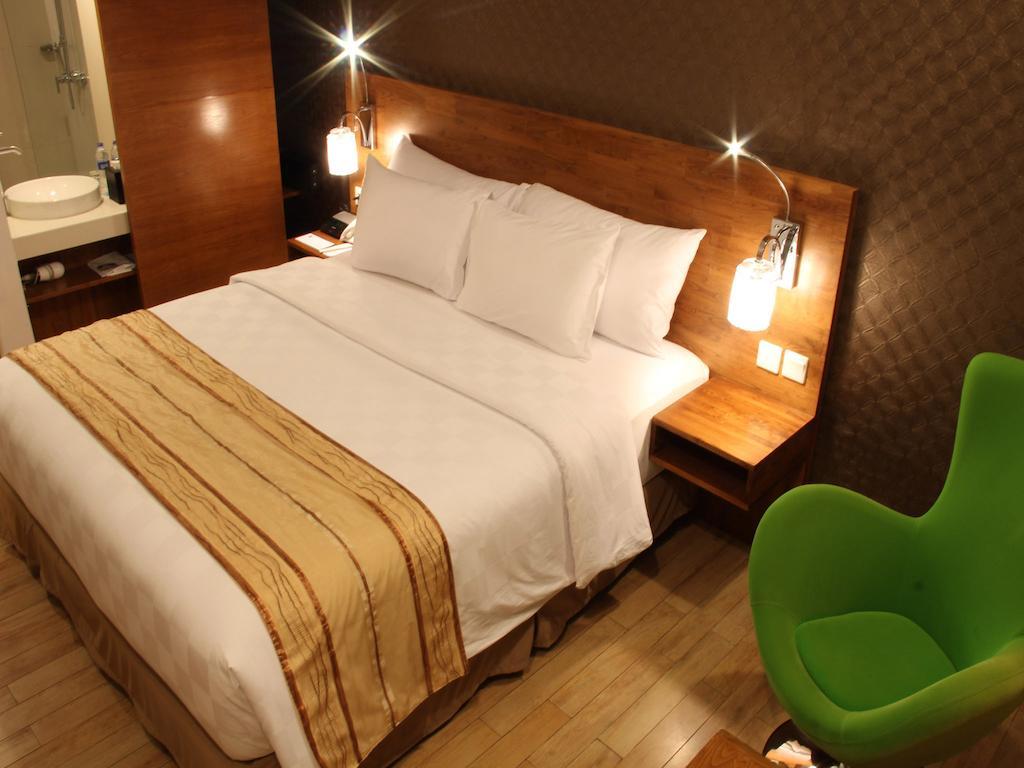 ฮาริสตัน โฮเต็ล แอนด์ สวีท Hotel จาการ์ตา ห้อง รูปภาพ
