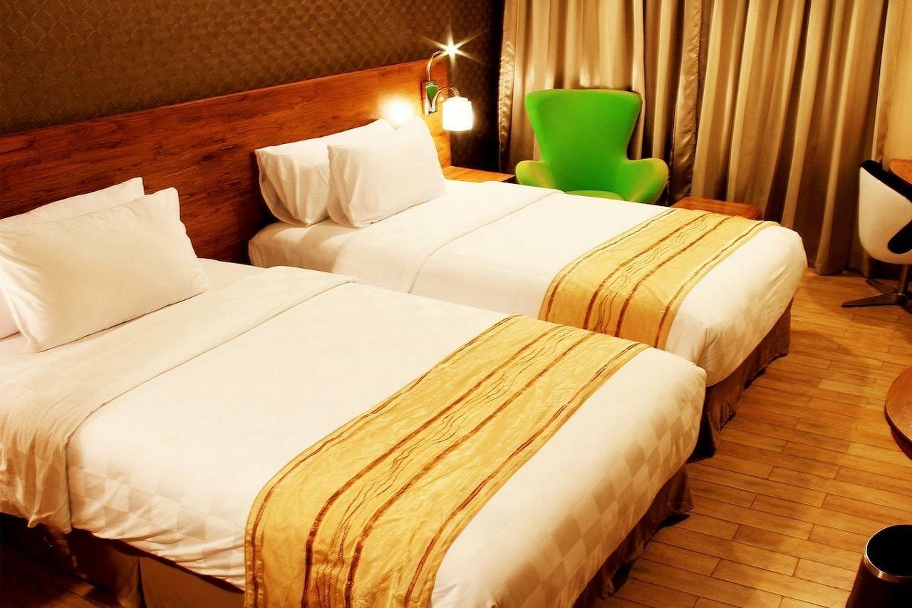 ฮาริสตัน โฮเต็ล แอนด์ สวีท Hotel จาการ์ตา ภายนอก รูปภาพ